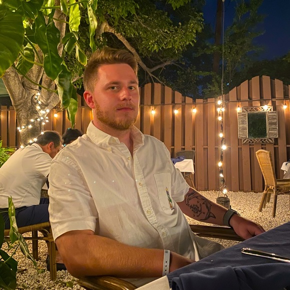 Meet your Posher, Collin - Picture 1 of 1